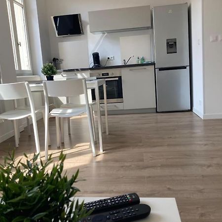 Magnifique T2 J Jaures Avec Garage Appartement Saint-Etienne  Buitenkant foto